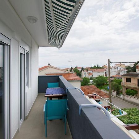 Apartman M In Premantura Buitenkant foto