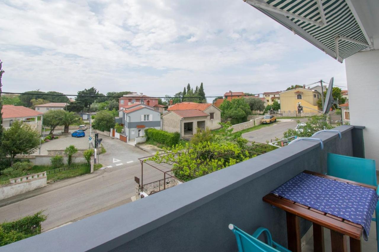 Apartman M In Premantura Buitenkant foto